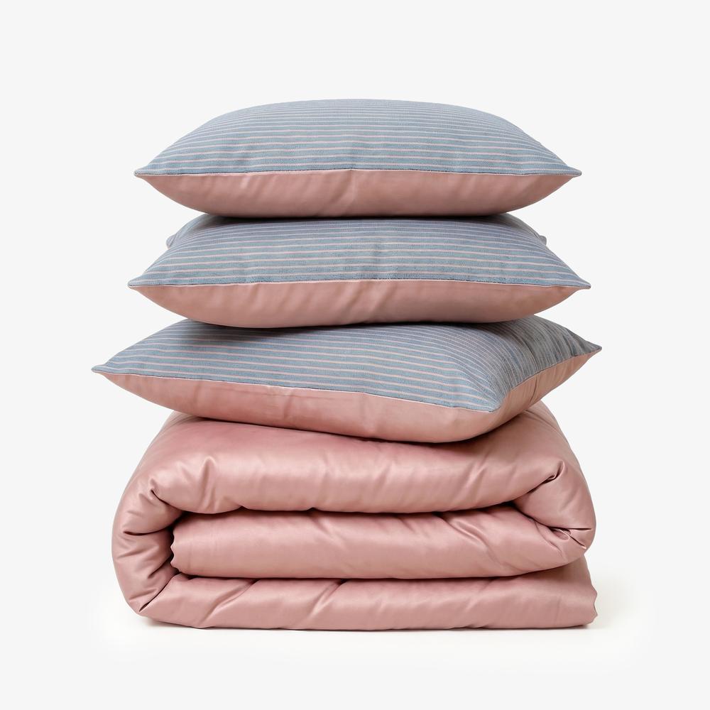 Premium Italian Staple Weave Comforter With 2 Designer Pillow Cases 1 Breakfast Cushion Cover