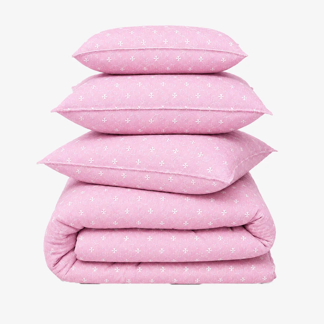 Premium Luxe Comforter With 2 Pillow Cases and 1 Breakfast Pillow